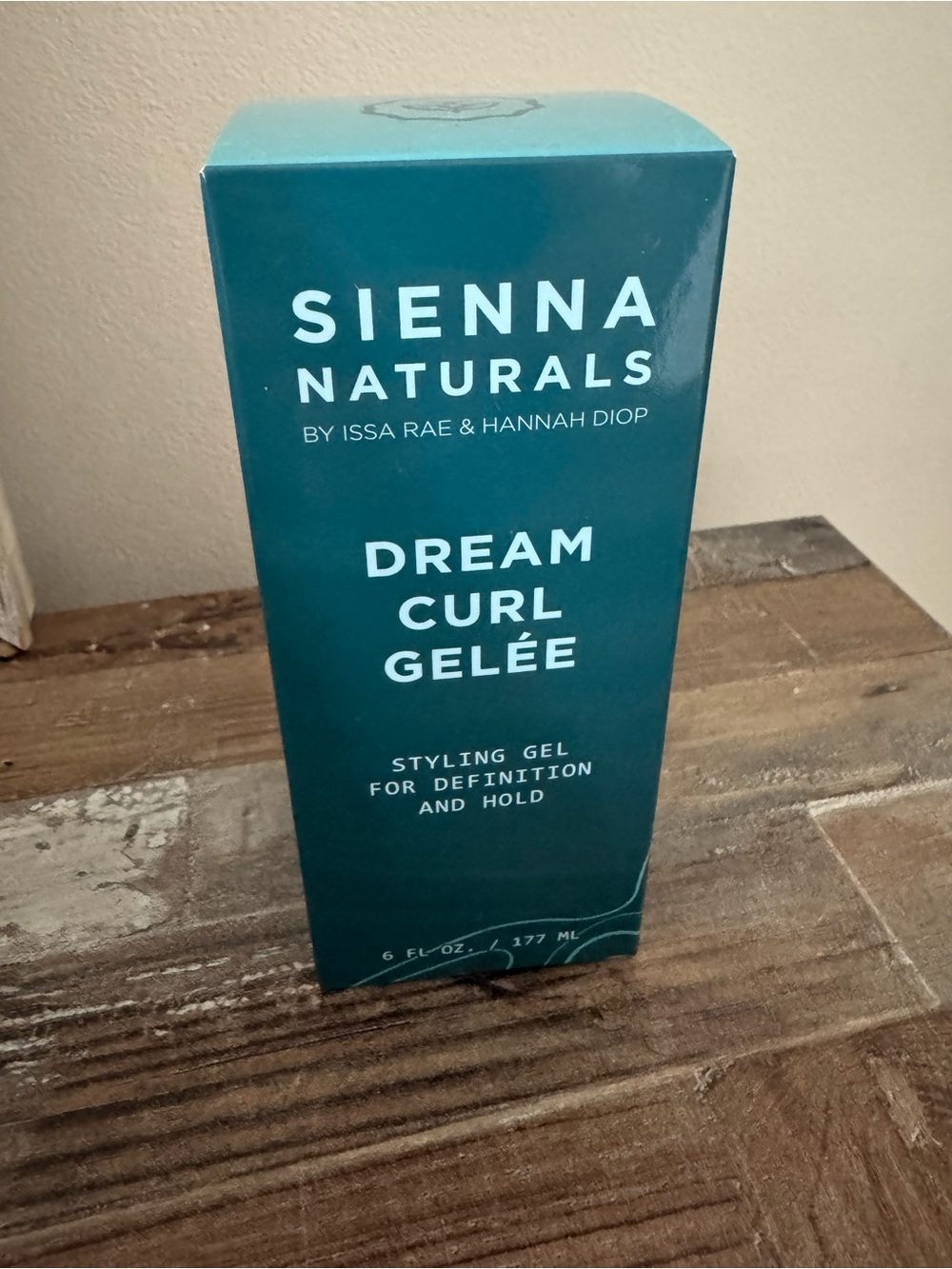 Sienna Naturals 
Curl-Enhancing Dream Curl Hair Gel